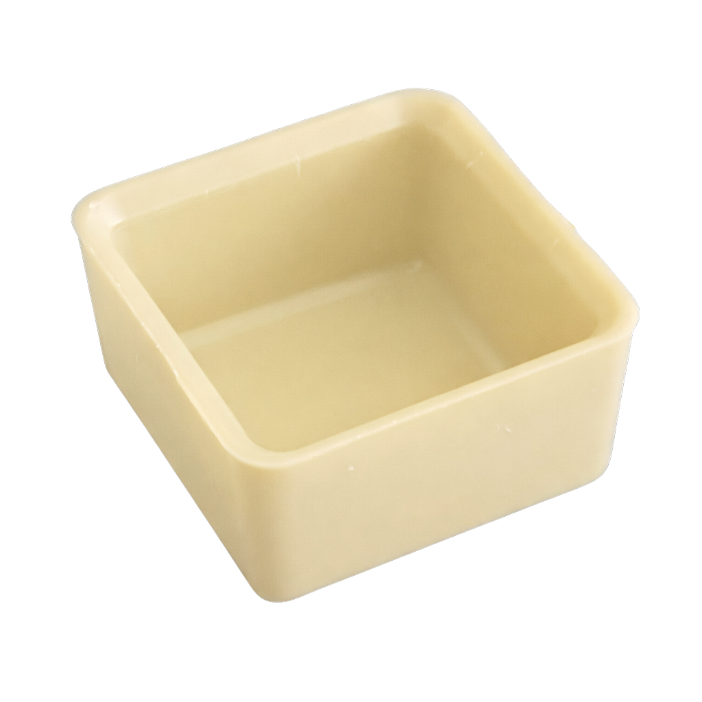 Square shells white 35% organic 26x14mm 3.6g 567 pcs.